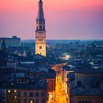 Big Terrace Modena Apartment